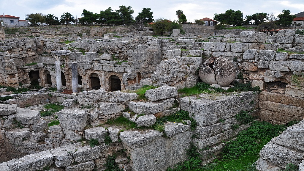 ancient-ruins-in-mycenae