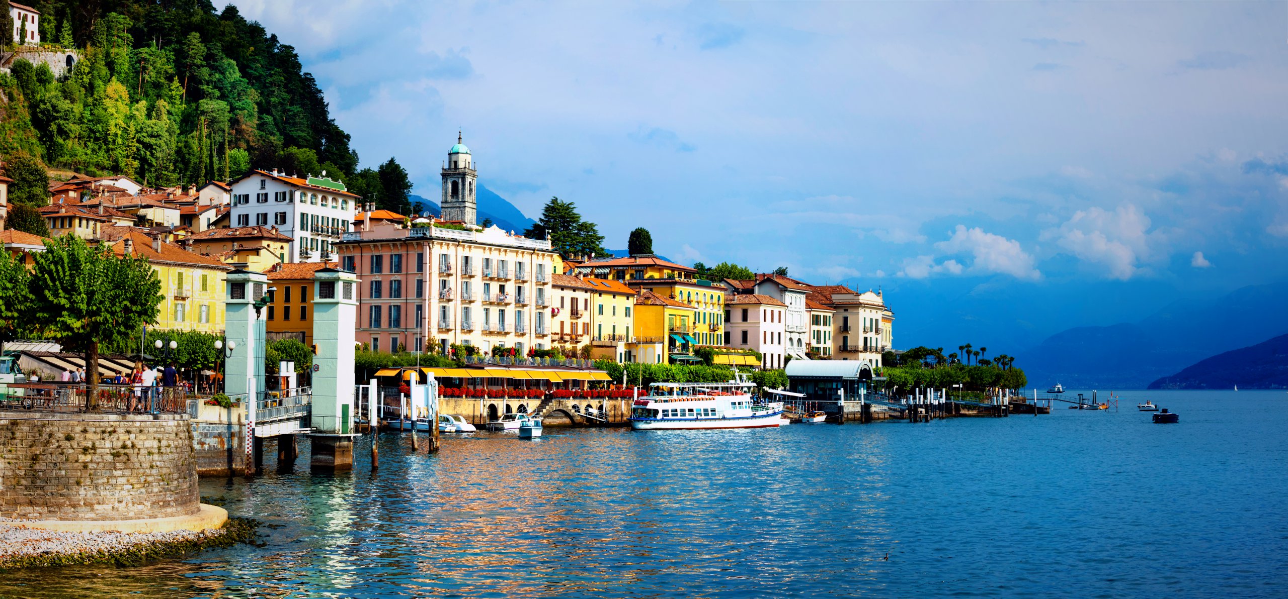 beautiful Lago di Como – panorama of Bellagio town. North of Italy