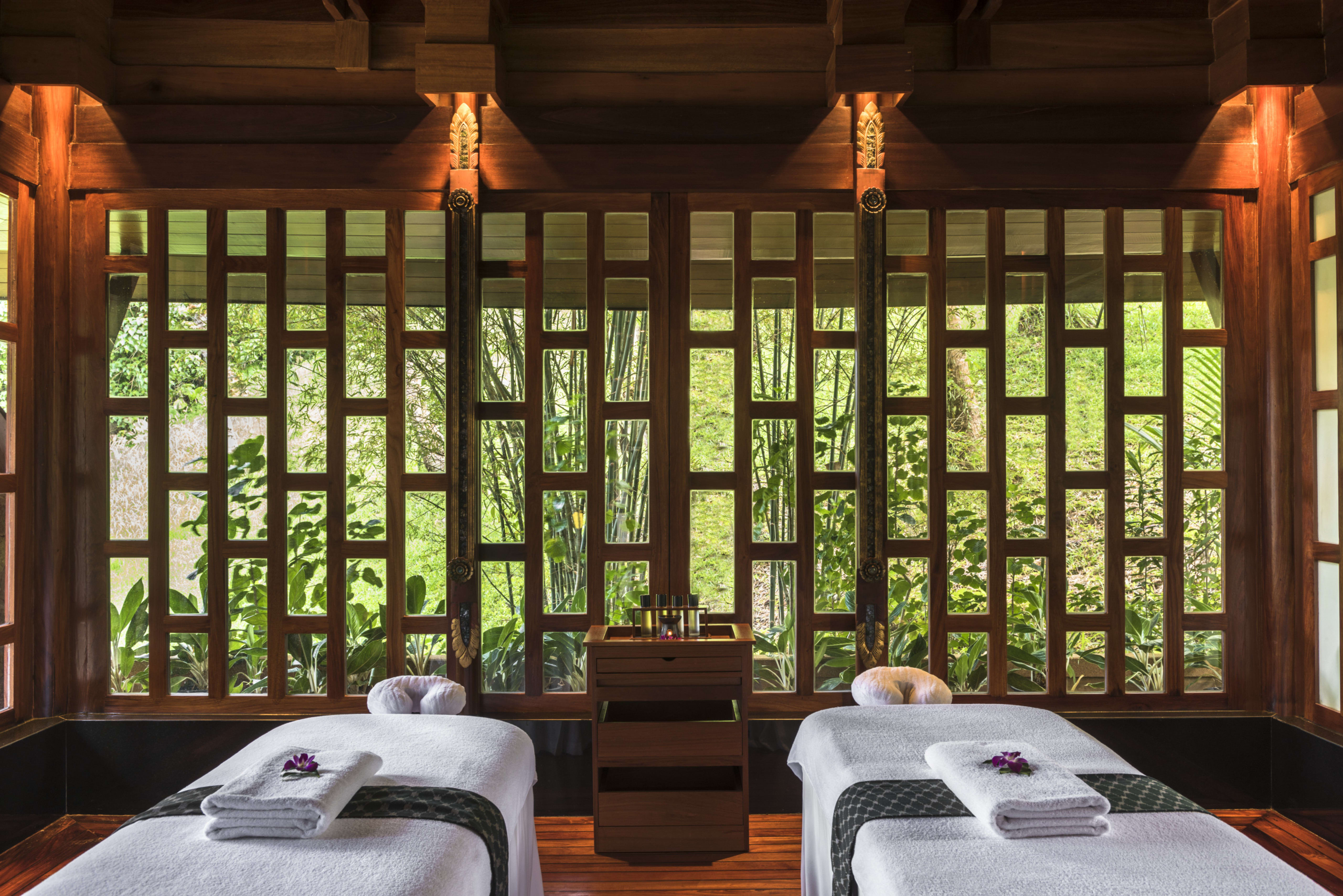 spa_treatment_room_high_res_12871
