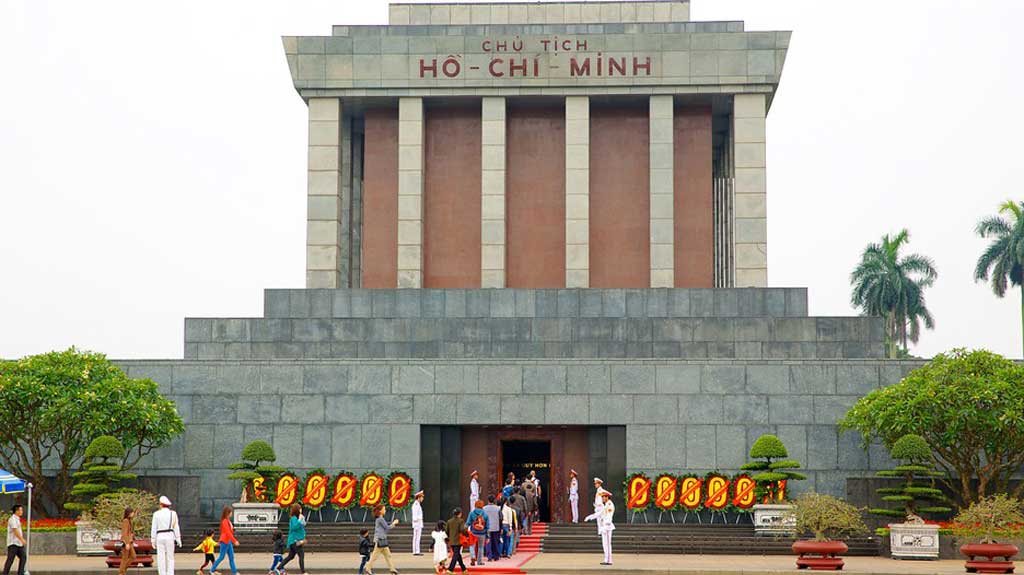 vietnam-cambodia-ho-chi-minh-mausoleum